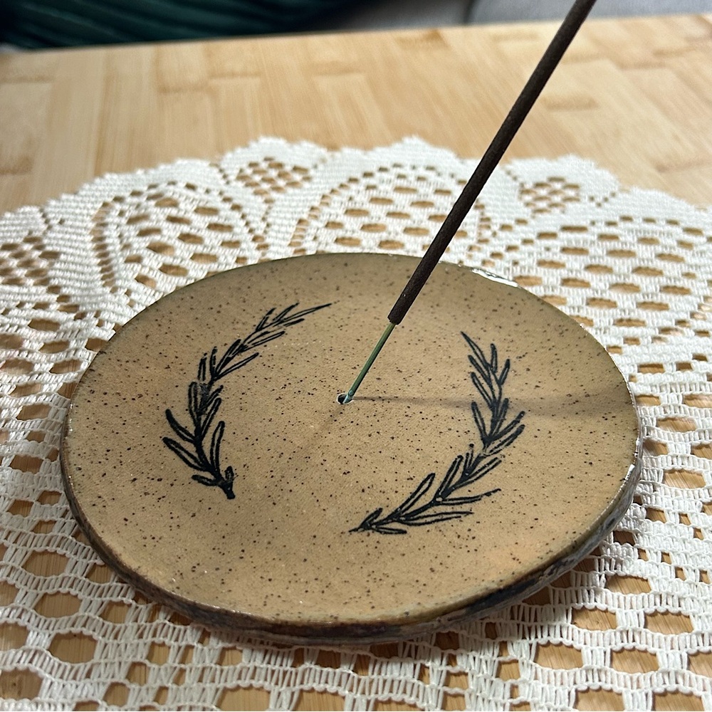 Ceramic incense holder